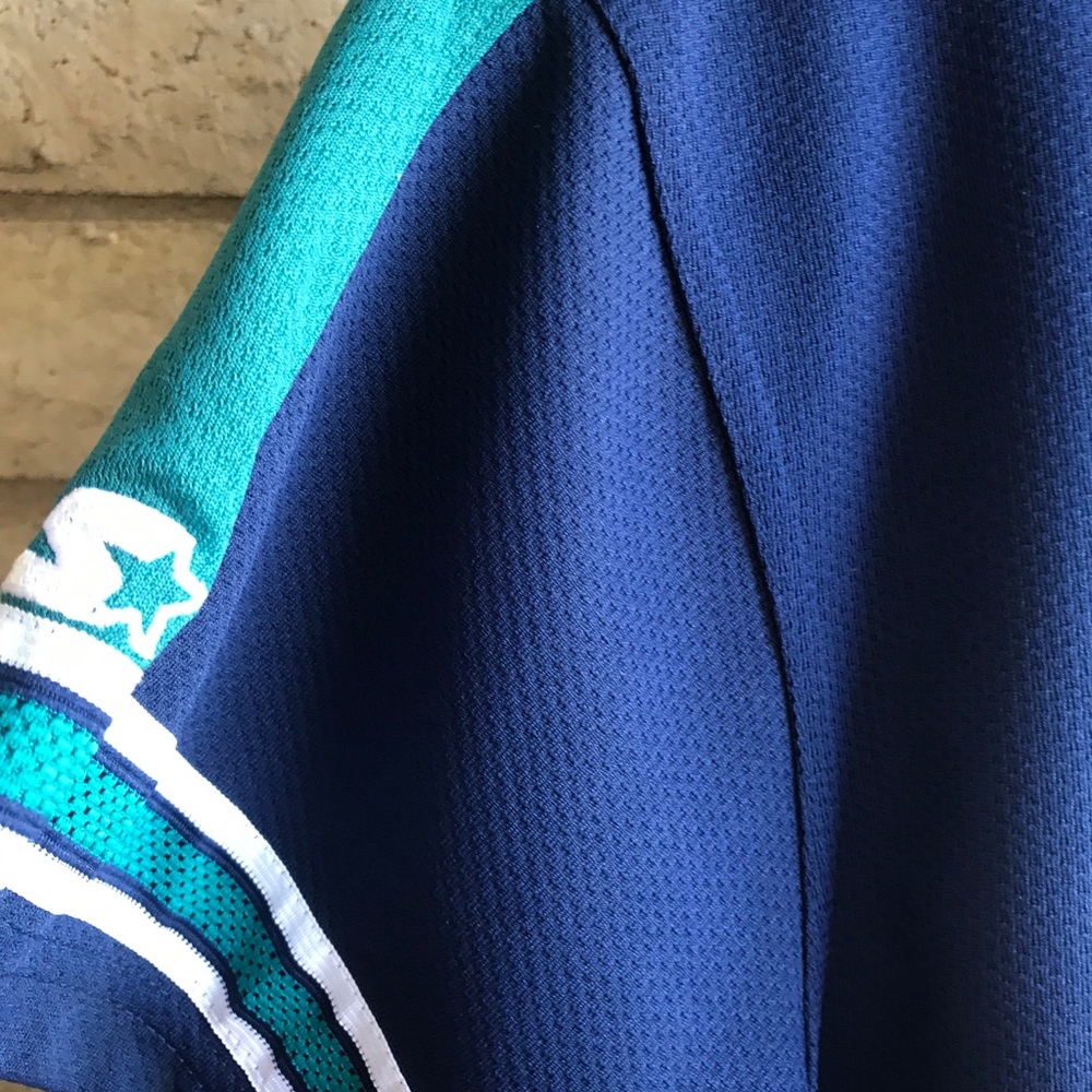 Mariners - Picture 5 of 5